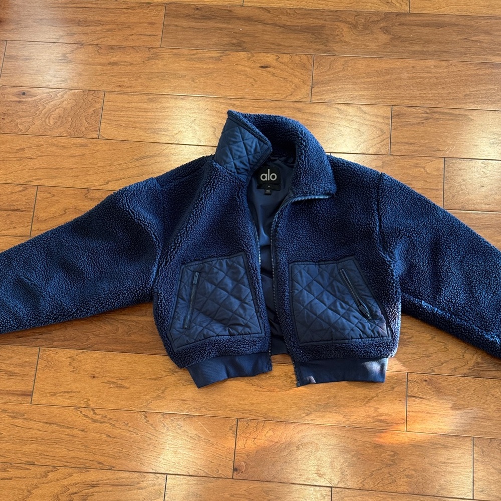 ALO Yoga Kids Quilted Navy Puffer Jacket